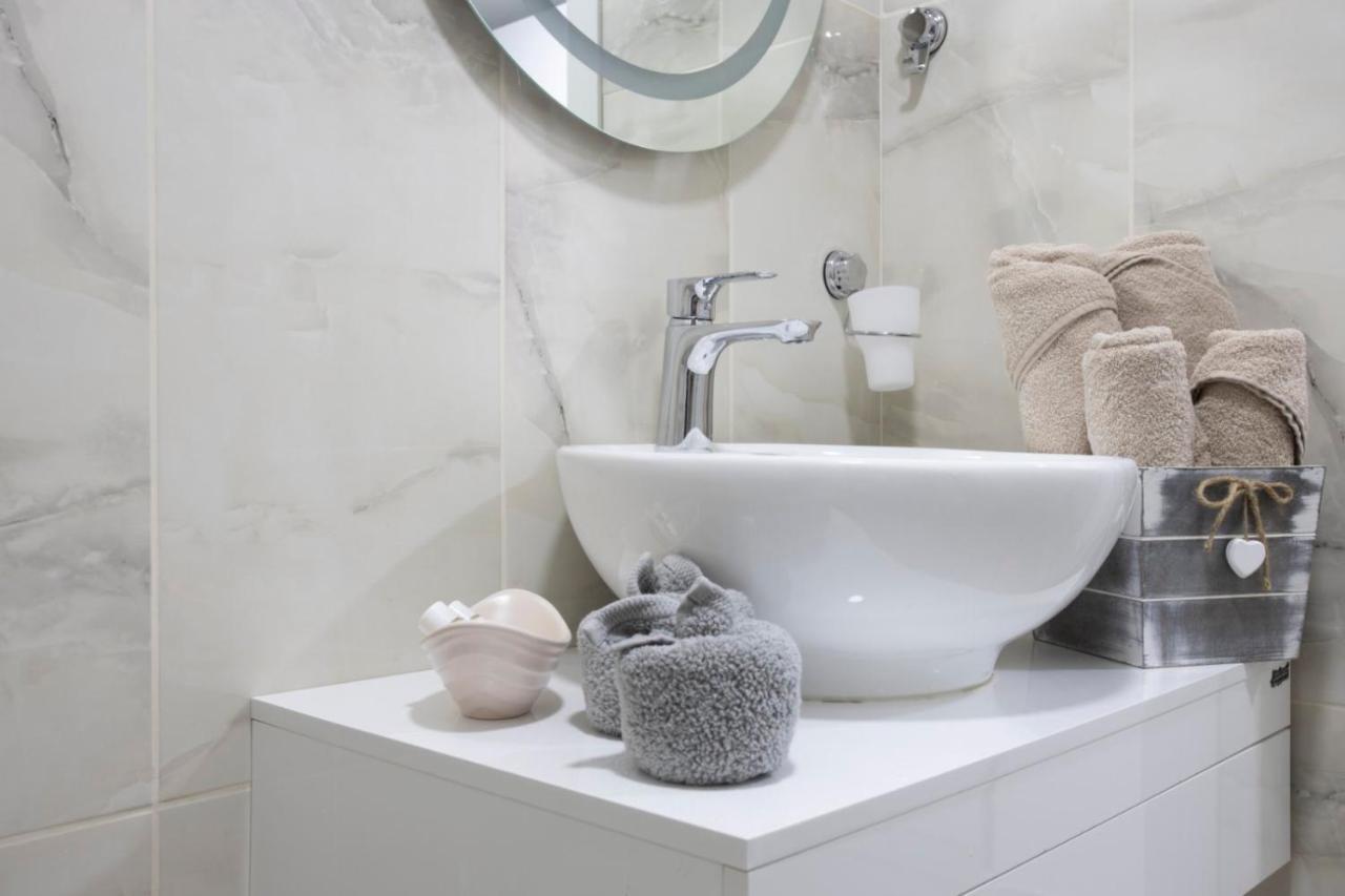 Апартамент За Гости Ивви-1 Appartement Burgas Stad Buitenkant foto